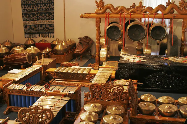 Alat musik Gamelan Kyai Cililitan